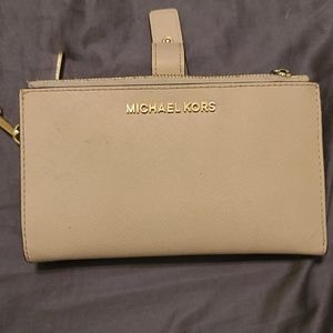 Michael Kors Wristlet